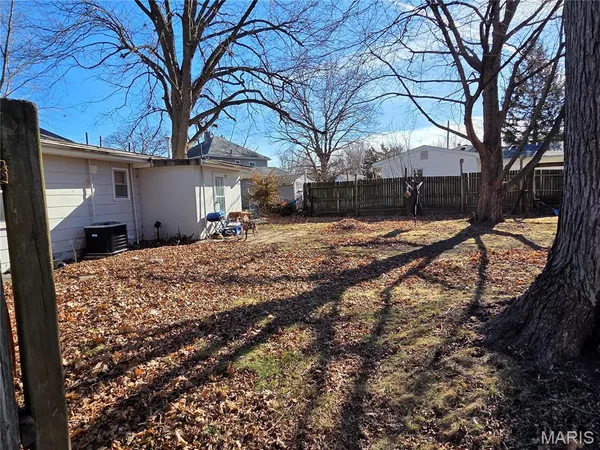 $74,000 | 900 Sarah Street, Jerseyville, IL 62052