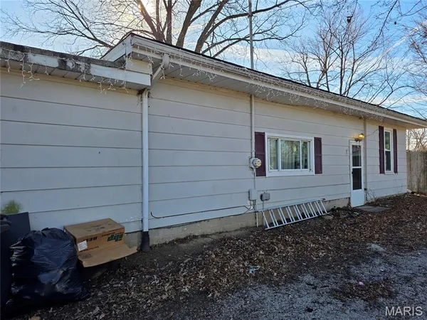 $74,000 | 900 Sarah Street, Jerseyville, IL 62052