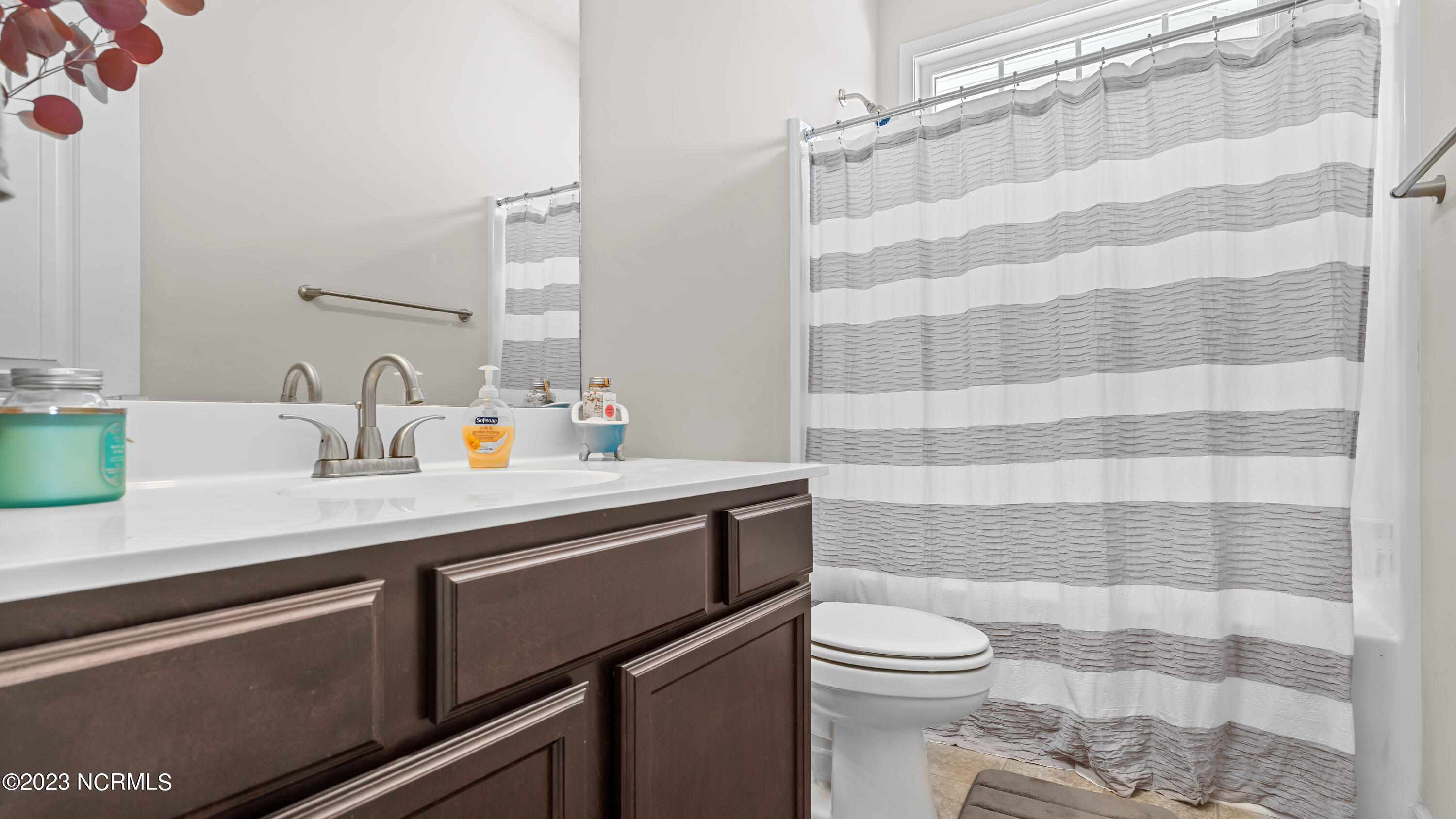 387 Frisco Way Holly Ridge, NC 28445 - Photo 24 of 37 Guest Bathroom