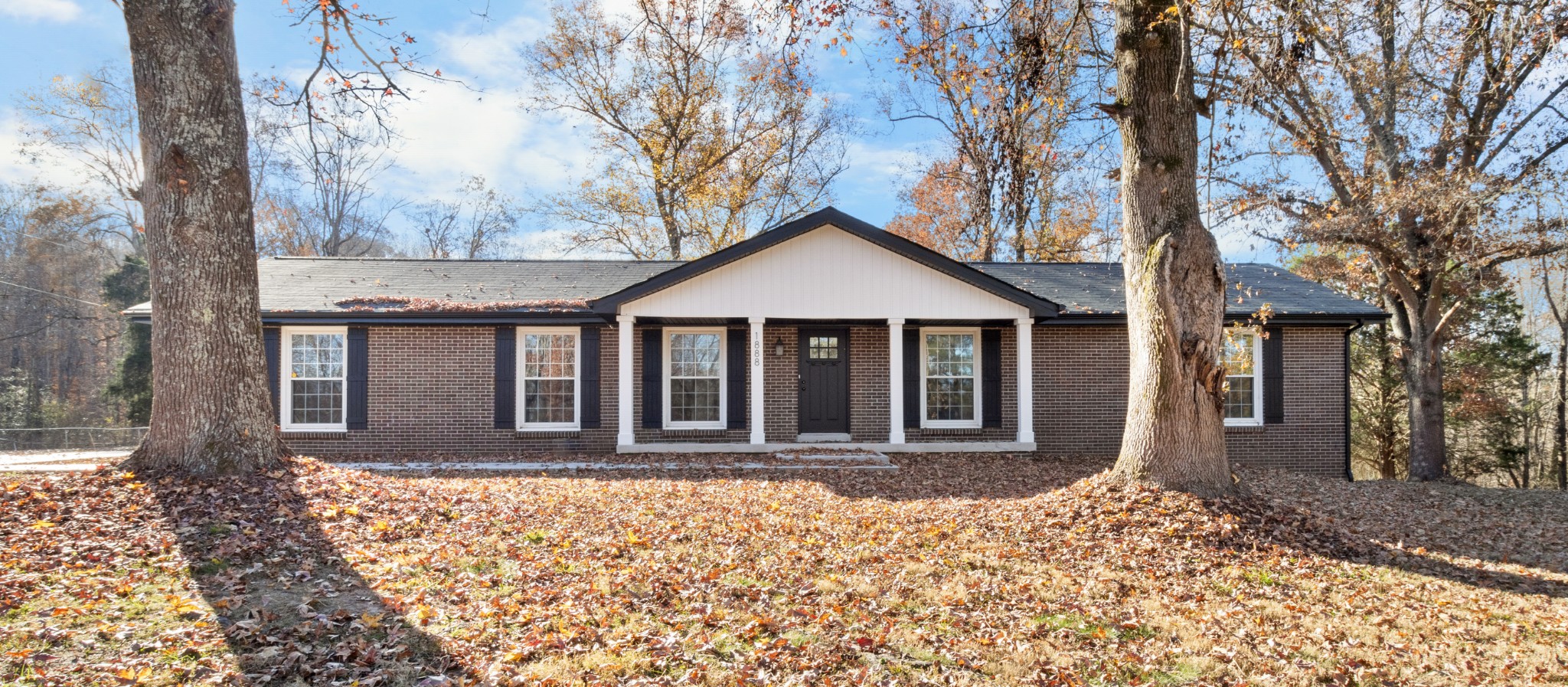 1888 Palmyra Road Palmyra, TN 37142 - Photo 3 of 43 Gallery Image 3