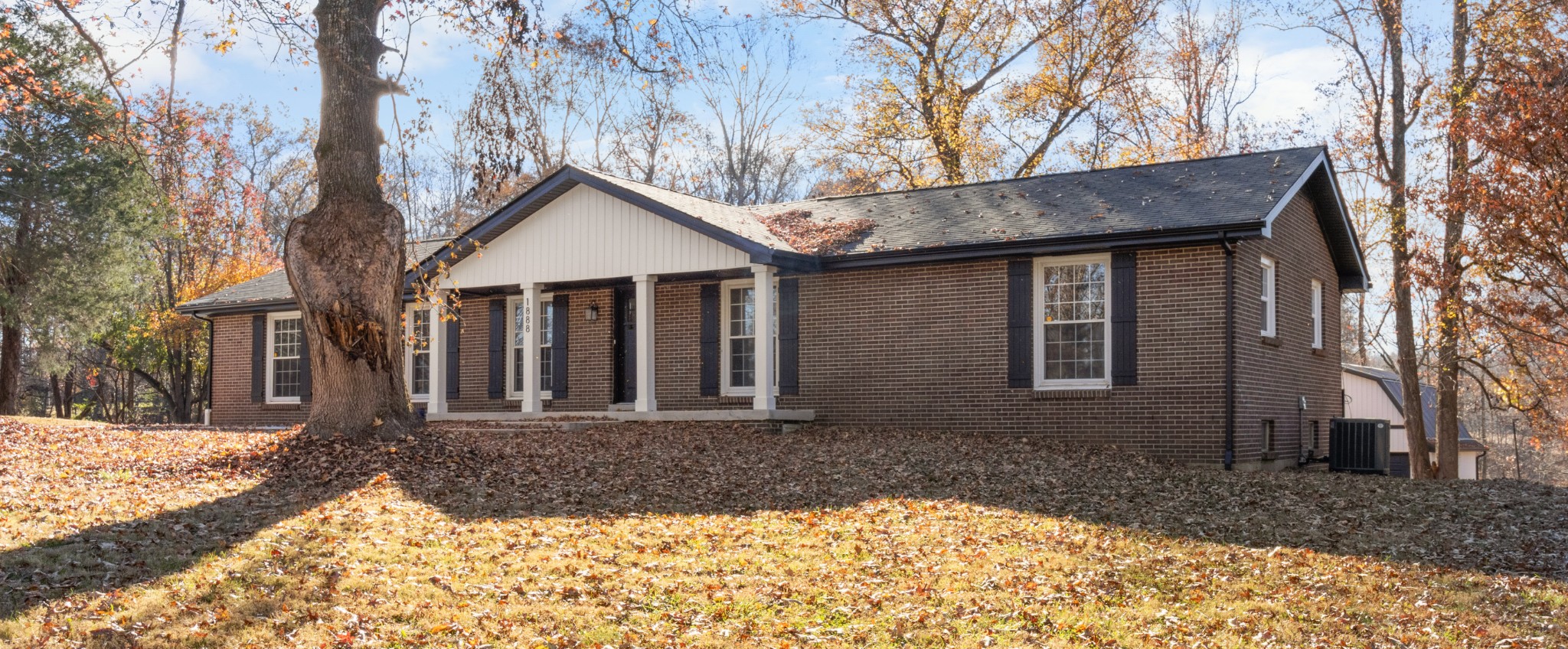 1888 Palmyra Road Palmyra, TN 37142 - Photo 4 of 43 Gallery Image 4