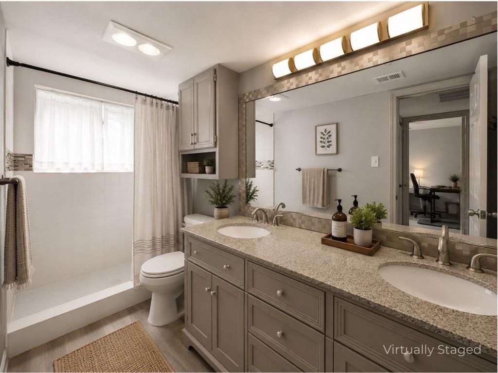 5750 Phoenix Drive, Unit 22 Dallas, TX 75231 - Photo 21 of 30 Virtually Staged Bathroom