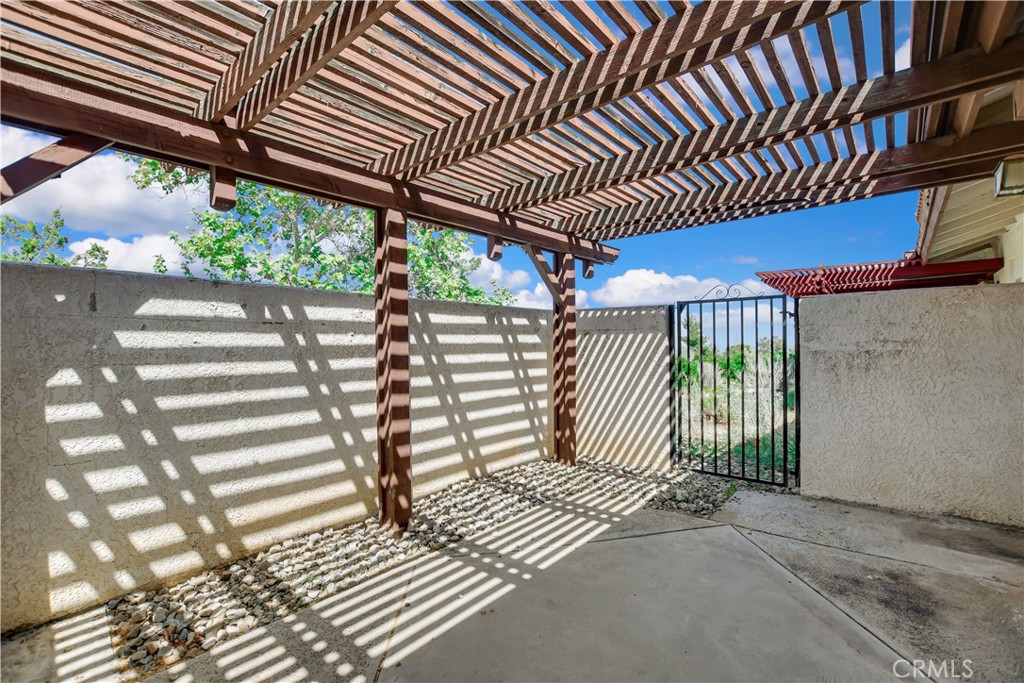 2929 Snow Line Drive Pinon Hills, CA 92372 - Photo 32 of 67