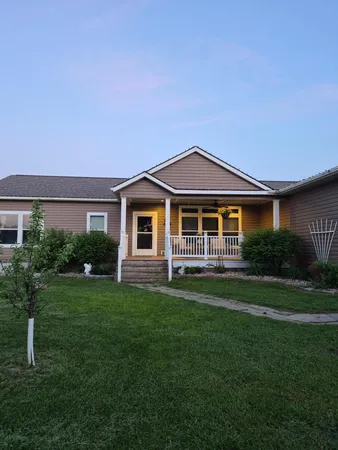 $450,000 | 768 Main Avenue, Walcott, ND 58077