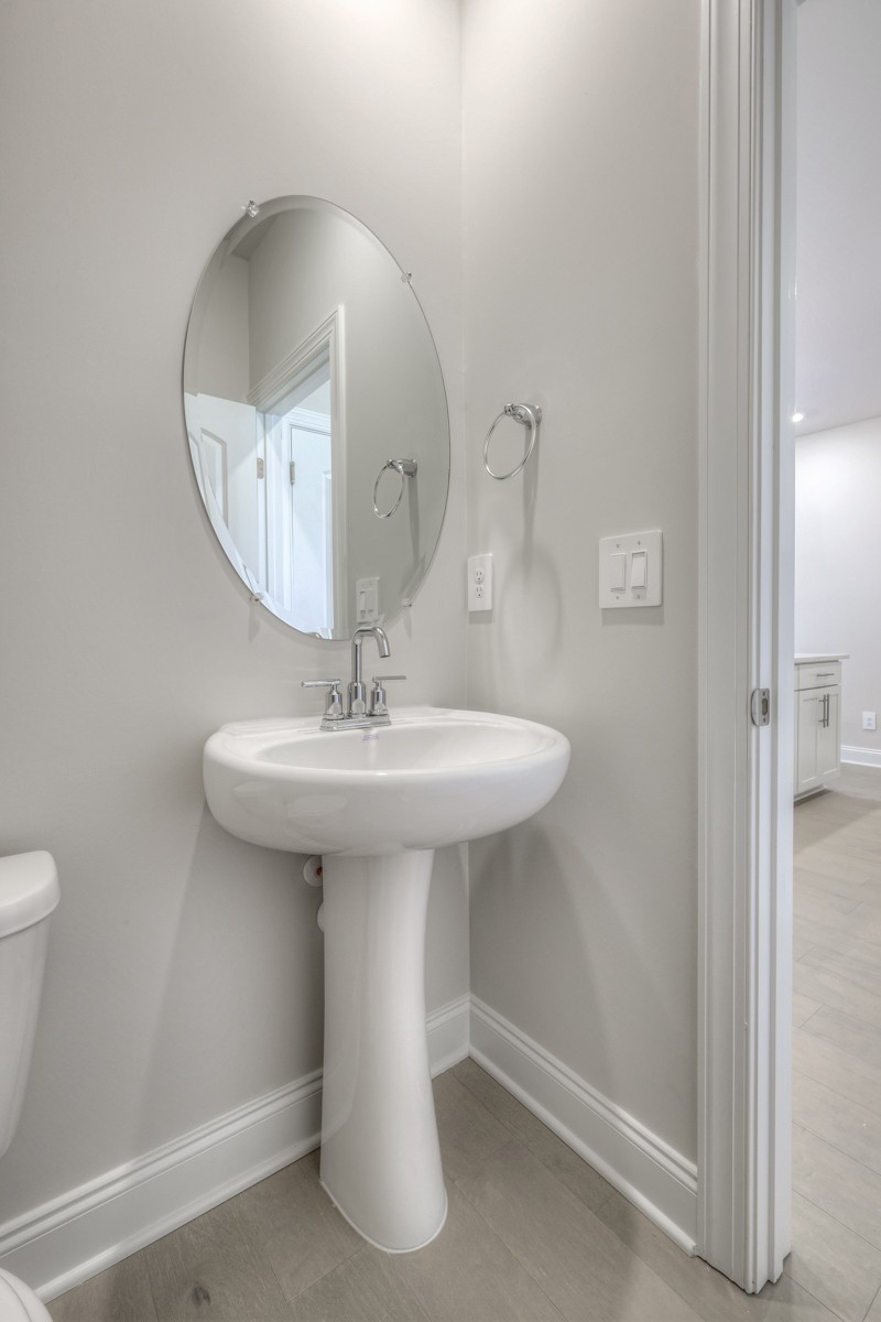 204 Douglas Bend Road, Unit 406 Gallatin, TN 37066 - Photo 13 of 31 Gallery Image 13