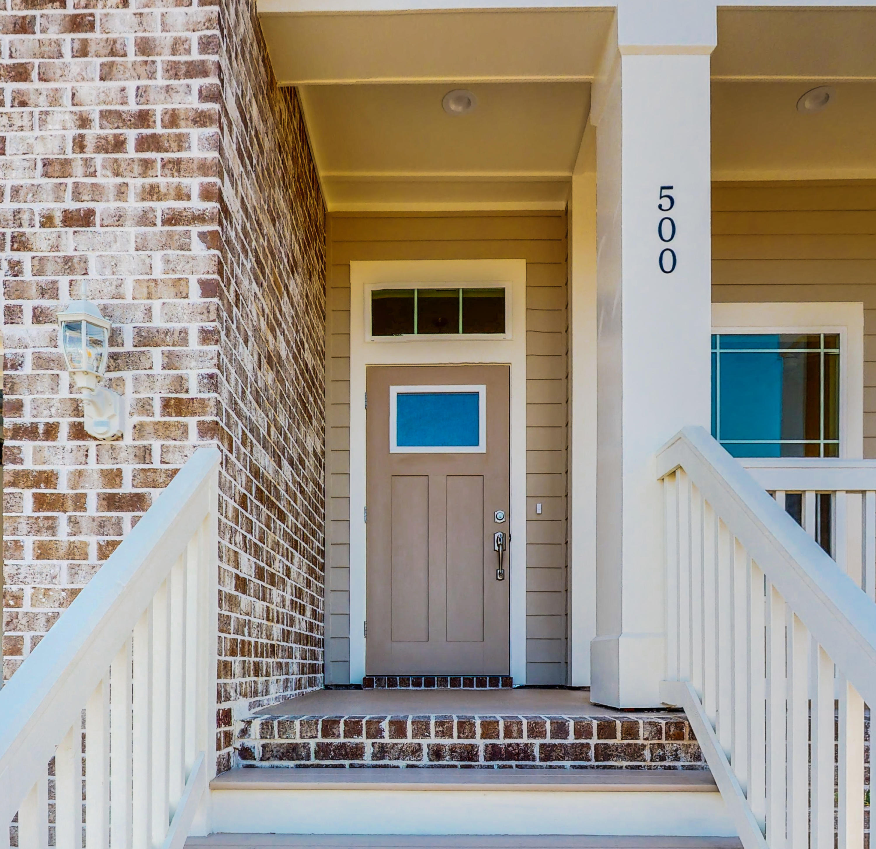 512 Harborview Circle Niceville, FL 32578 - Photo 4 of 42 a view of a door and wooden floor