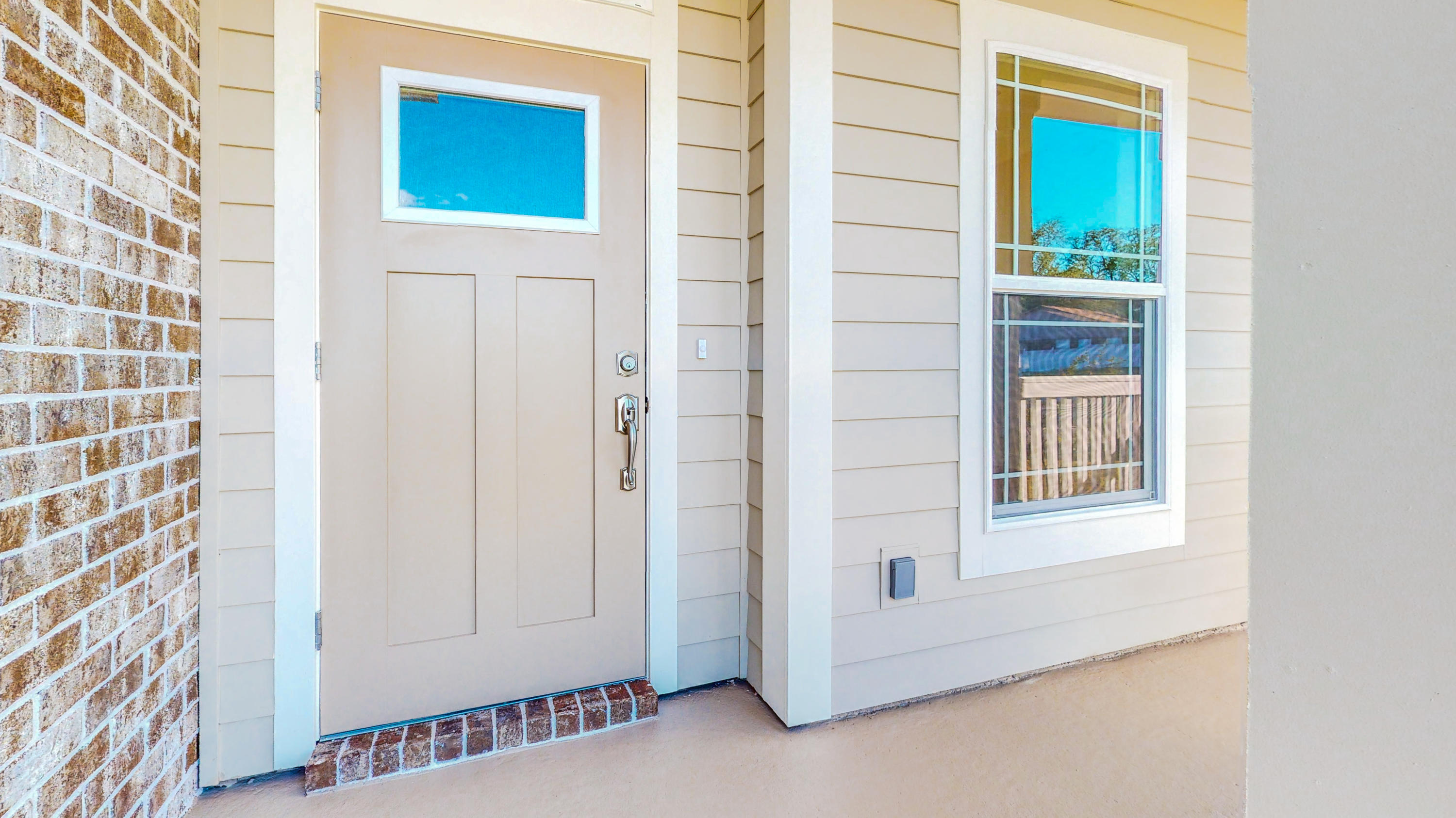 512 Harborview Circle Niceville, FL 32578 - Photo 5 of 42 a view of front door of house