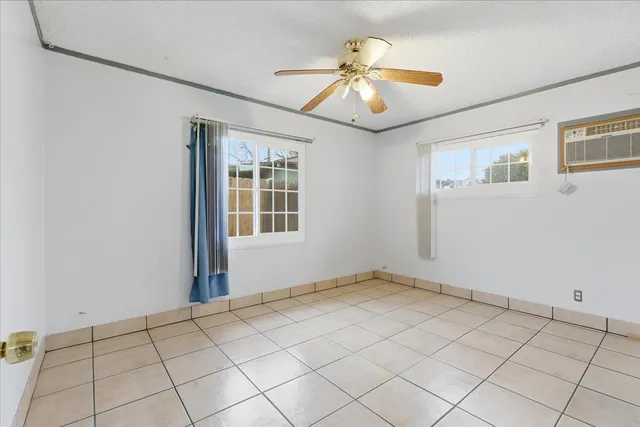 $305,000 | 5411 59th Street, Sacramento, CA 95820