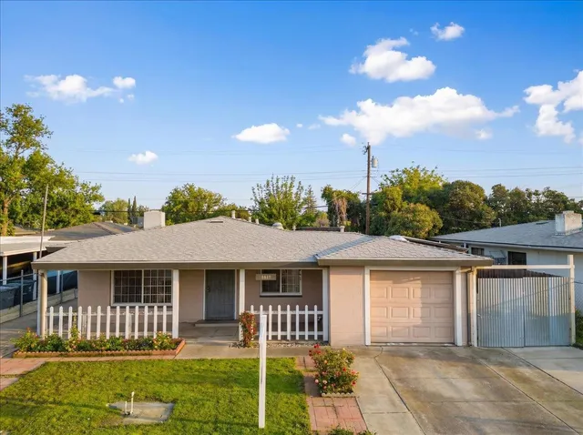 $305,000 | 5411 59th Street, Sacramento, CA 95820