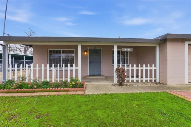 $305,000 | 5411 59th Street, Sacramento, CA 95820