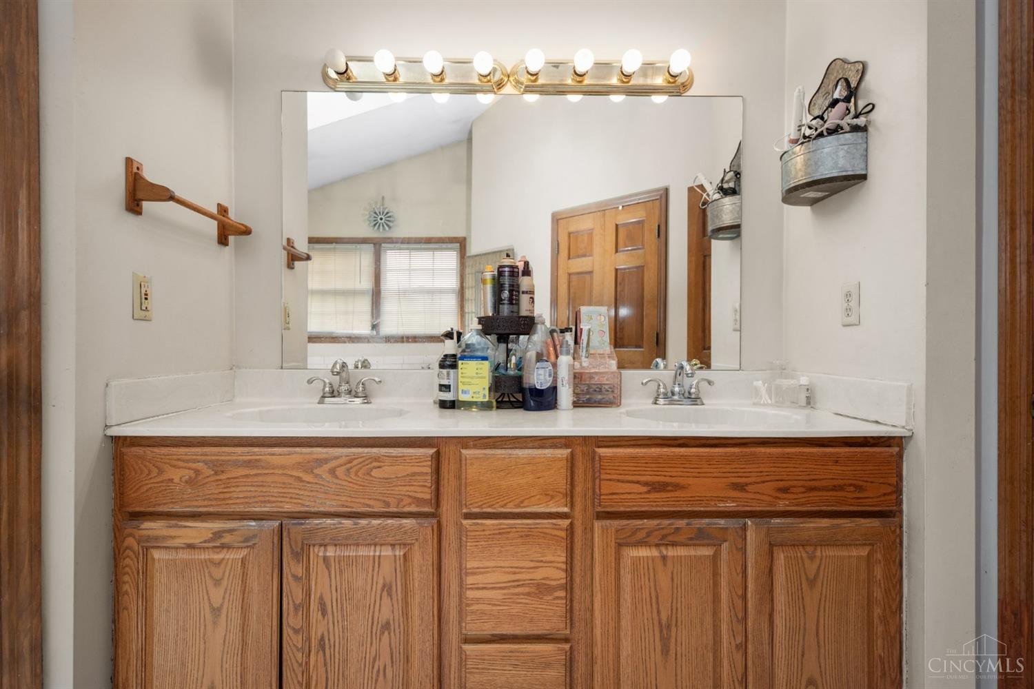 6361 Sharps Ridge Court Hamilton, OH 45011 - Photo 23 of 32 Double vanity in primary bath.