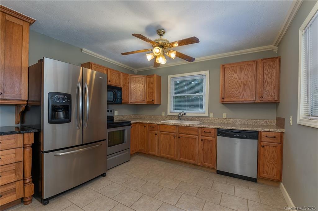 108 Valley View Road Mills River, NC 28759 - Photo 11 of 43 Gallery Image 11
