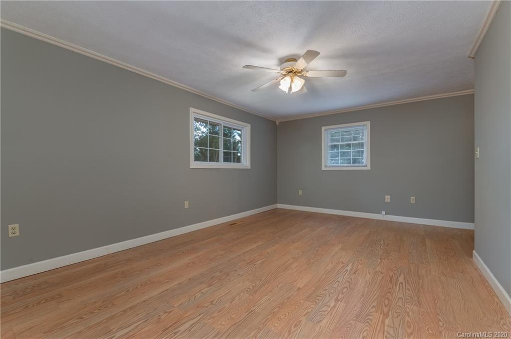 108 Valley View Road Mills River, NC 28759 - Photo 18 of 43 Gallery Image 18