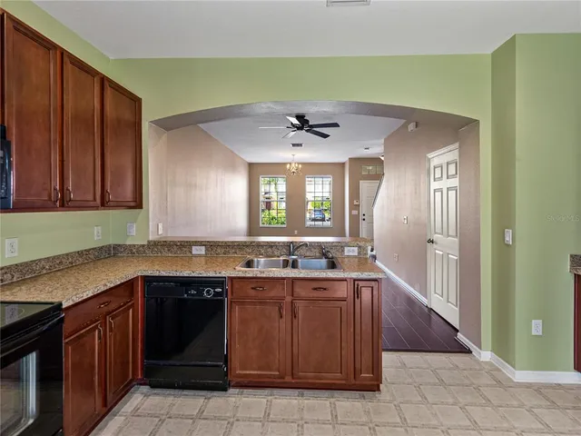 $200,000 | 6930 Towering Spruce Drive, Riverview, FL 33578