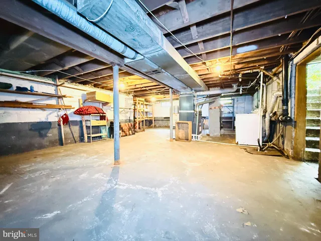 a view of a garage with wooden table