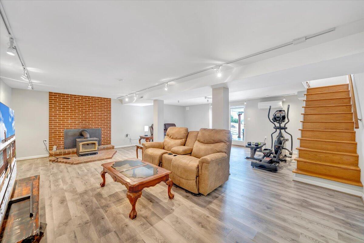 1996 Shavers Farm Road Fincastle, VA 24090 - Photo 43 of 63 40-MIB02920