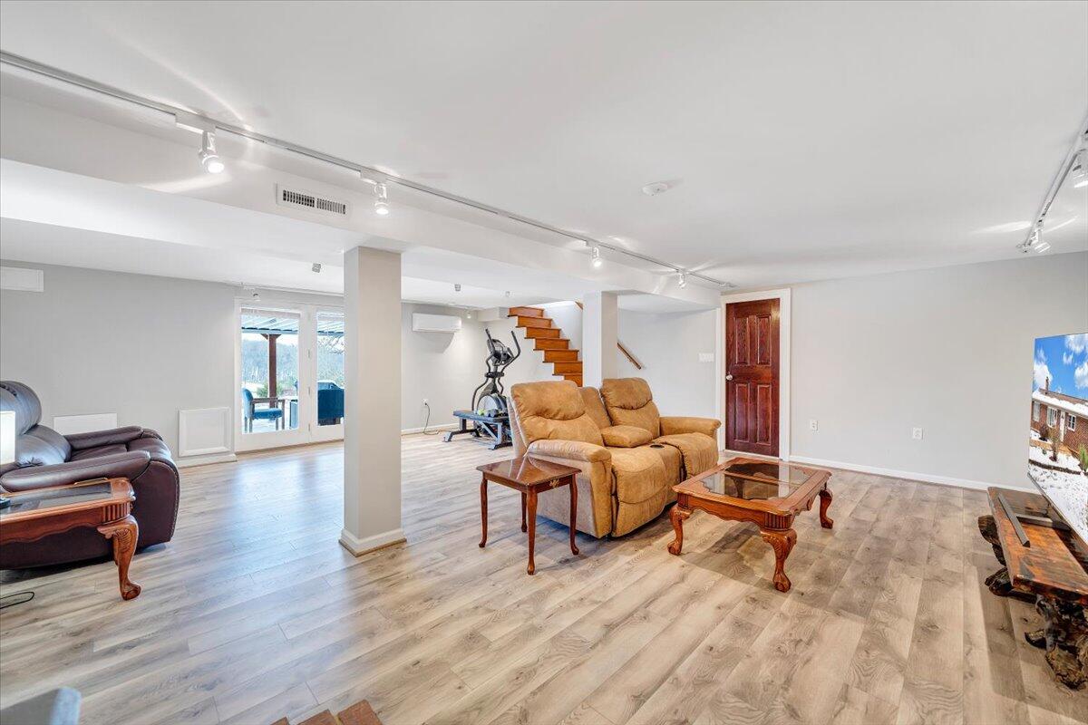 1996 Shavers Farm Road Fincastle, VA 24090 - Photo 44 of 63 41-MIB02923