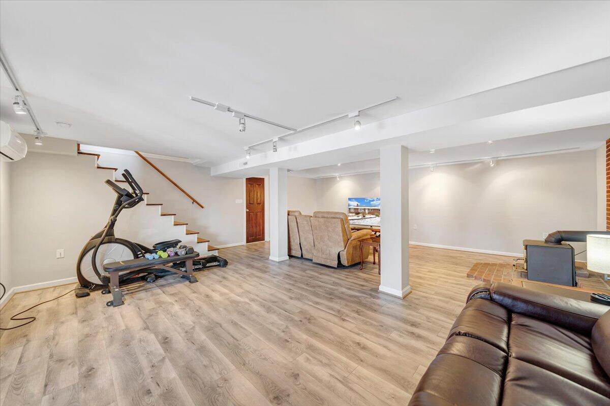 1996 Shavers Farm Road Fincastle, VA 24090 - Photo 45 of 63 42-MIB02926