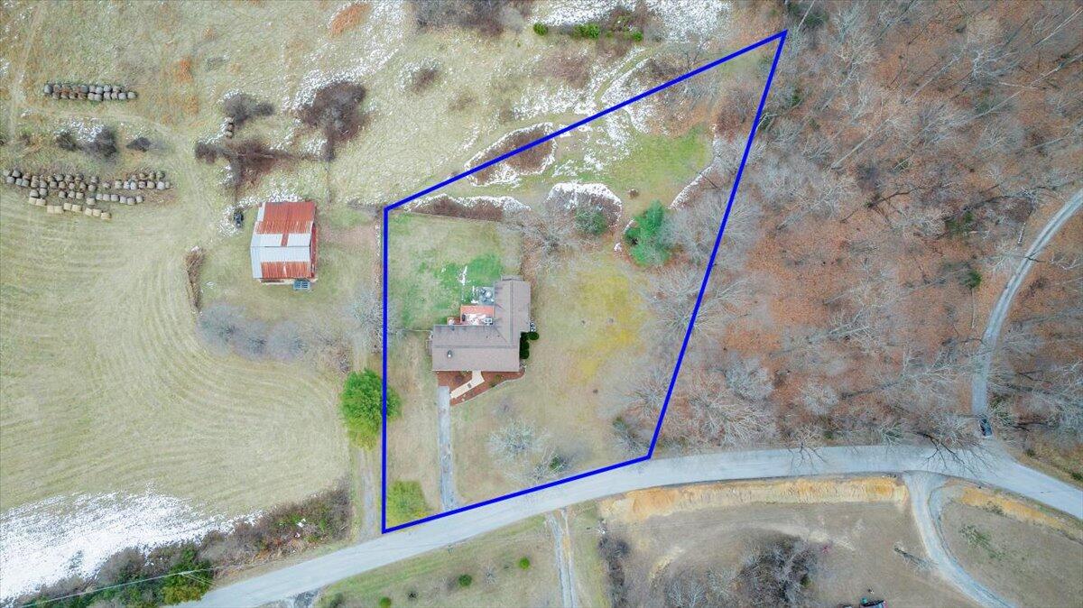 1996 Shavers Farm Road Fincastle, VA 24090 - Photo 5 of 63 16-DJI_20251218054646_0190_D