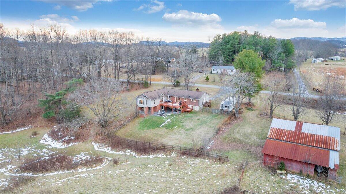 1996 Shavers Farm Road Fincastle, VA 24090 - Photo 60 of 63 13-DJI_20251218054317_0175_D
