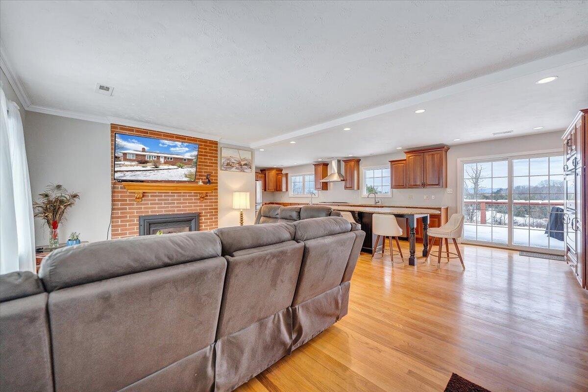 1996 Shavers Farm Road Fincastle, VA 24090 - Photo 6 of 63 05-MIB02758