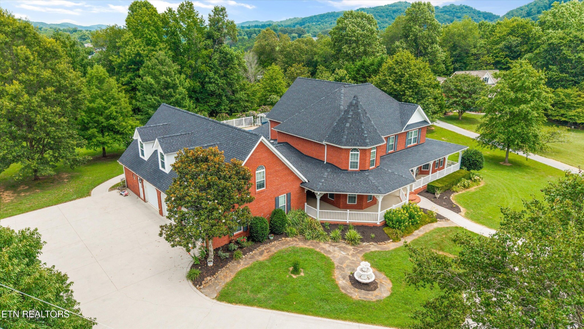 132 David Road Clinton, TN 37716 - Photo 46 of 52 an aerial view of a house