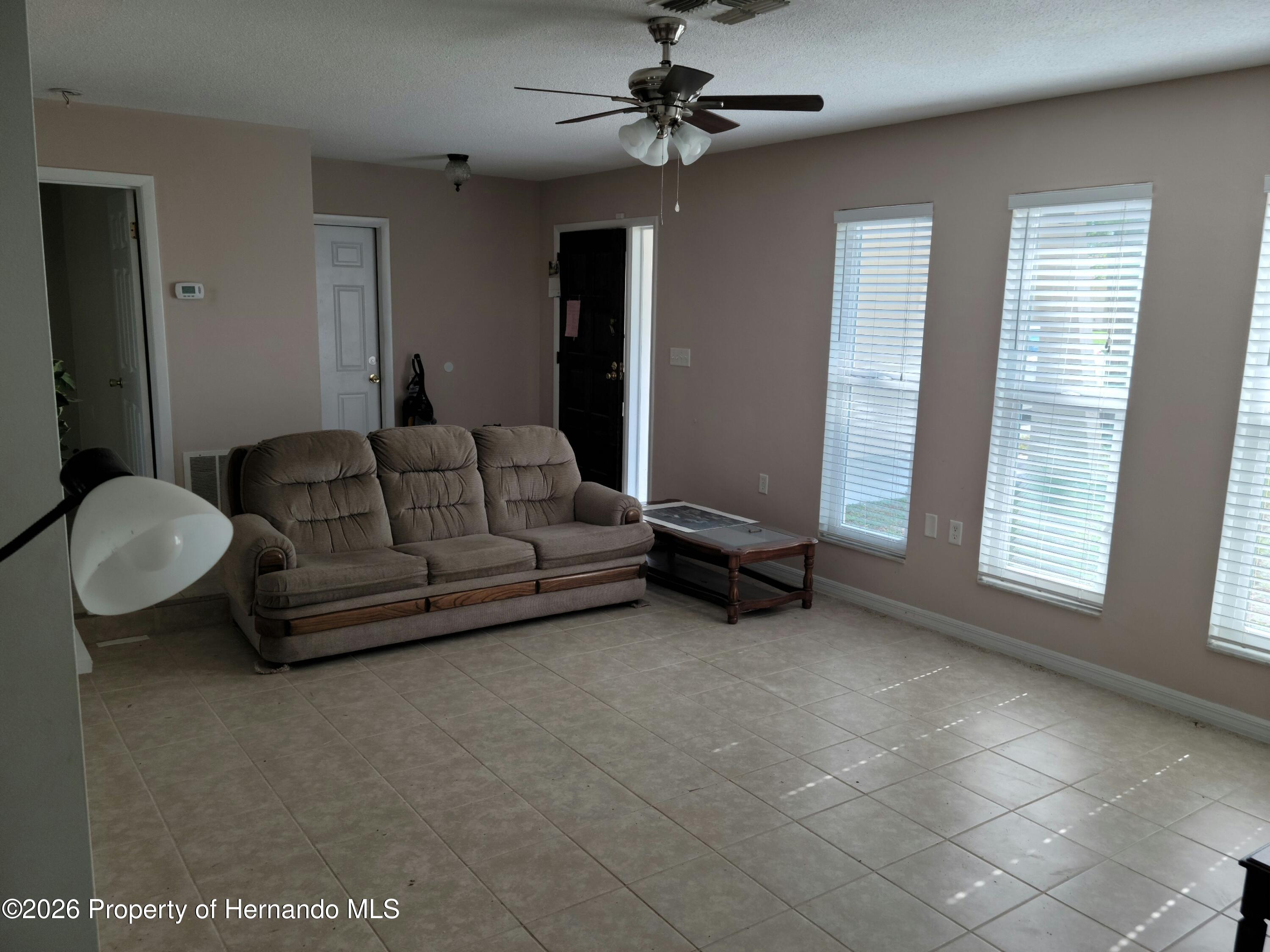 404 Portland Avenue Spring Hill, FL 34606 - Photo 10 of 24 Gallery Image 10
