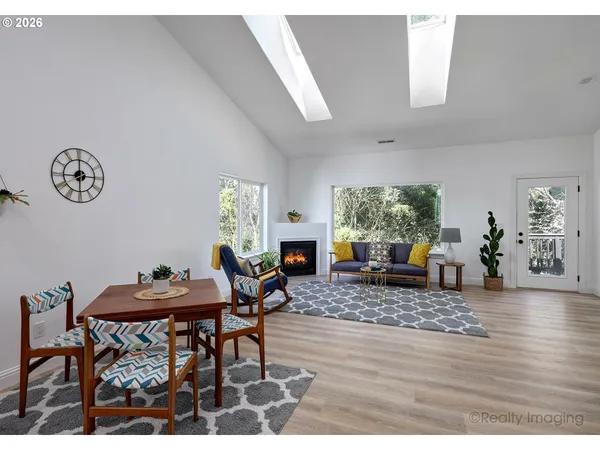 $515,000 | 721 Southeast Forest Glen Road, Estacada, OR 97023