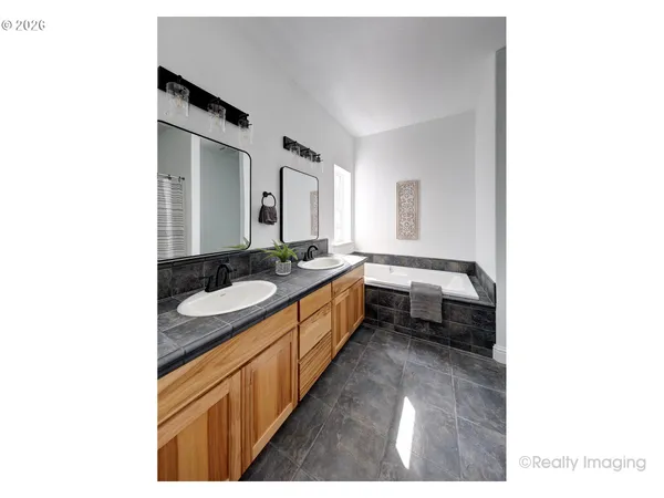 $515,000 | 721 Southeast Forest Glen Road, Estacada, OR 97023