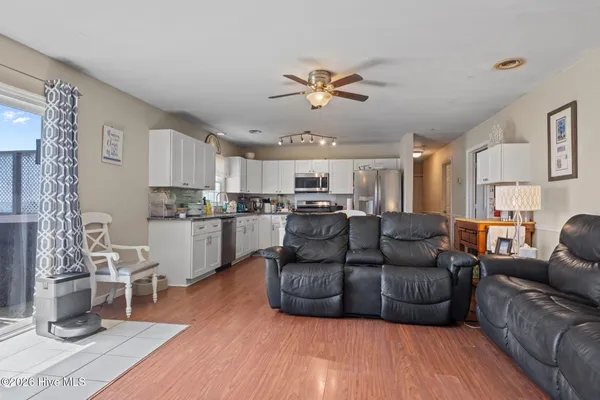 $799,000 | 1286 Island Road, Harkers Island, NC 28531