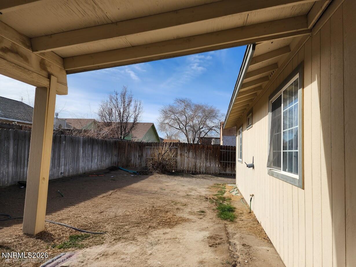 605 Nader Way Fernley, NV 89408 - Photo 16 of 21 front overhang to backyard