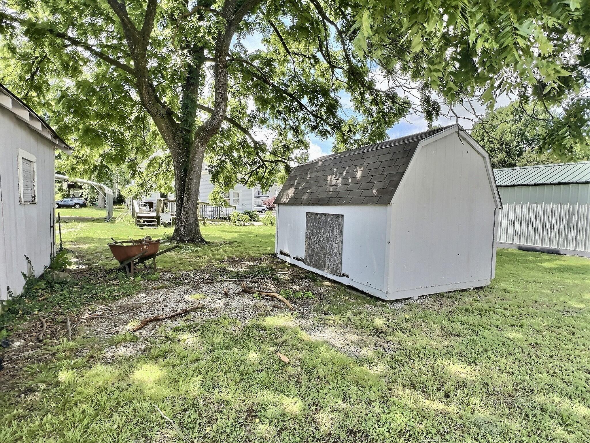 613 6th Street Monett, MO 65708 - Photo 6 of 8 IMG_8007