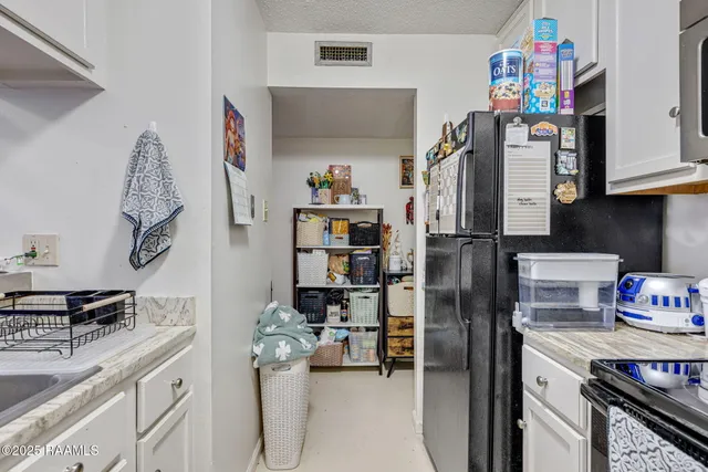 $98,000 | 300 Lozes Avenue, Unit 1203, Lafayette, LA 70508