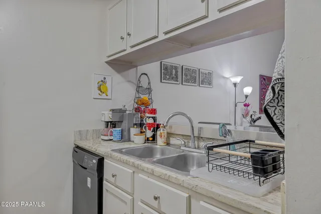 $98,000 | 300 Lozes Avenue, Unit 1203, Lafayette, LA 70508