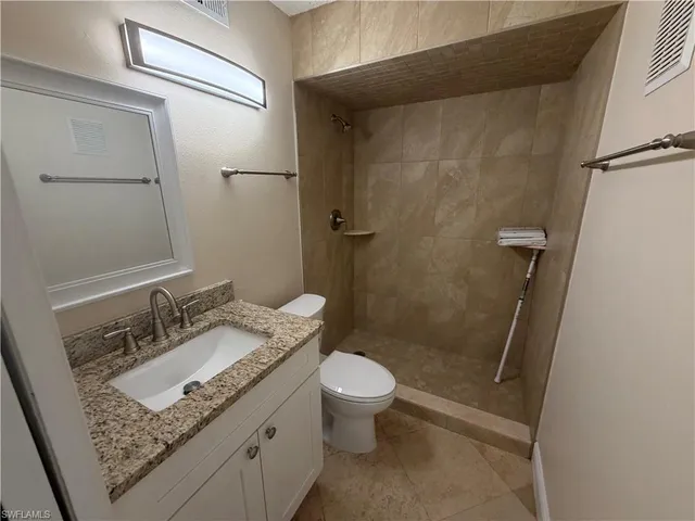 $1,500 | 2166 Arbour Walk Circle, Unit 2411, Naples, FL 34109