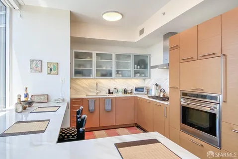 $1,900,000 | 301 Mission Street, Unit 46E, San Francisco, CA 94105