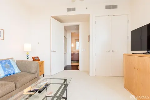 $1,900,000 | 301 Mission Street, Unit 46E, San Francisco, CA 94105