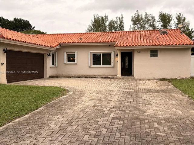 $609,000 | 5811 Northwest 201st Lane, Hialeah, FL 33015