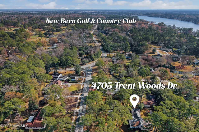 $485,000 | 4705 Trent Woods Drive, Trent Woods, NC 28562