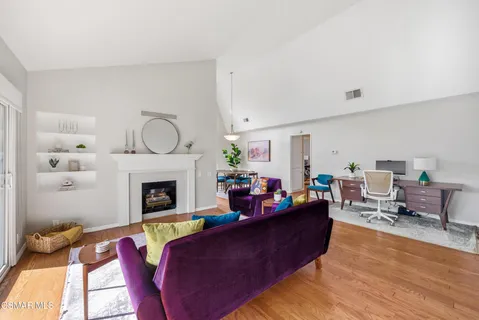 $548,000 | 31580 Agoura Road, Unit 4, Westlake Village, CA 91361