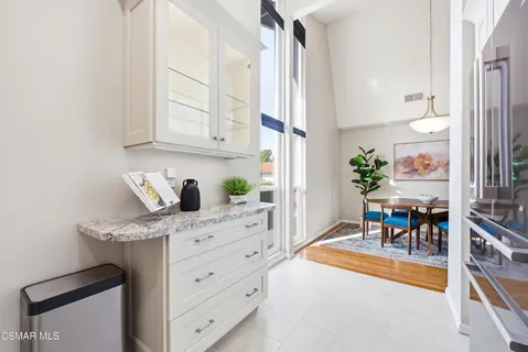 $548,000 | 31580 Agoura Road, Unit 4, Westlake Village, CA 91361