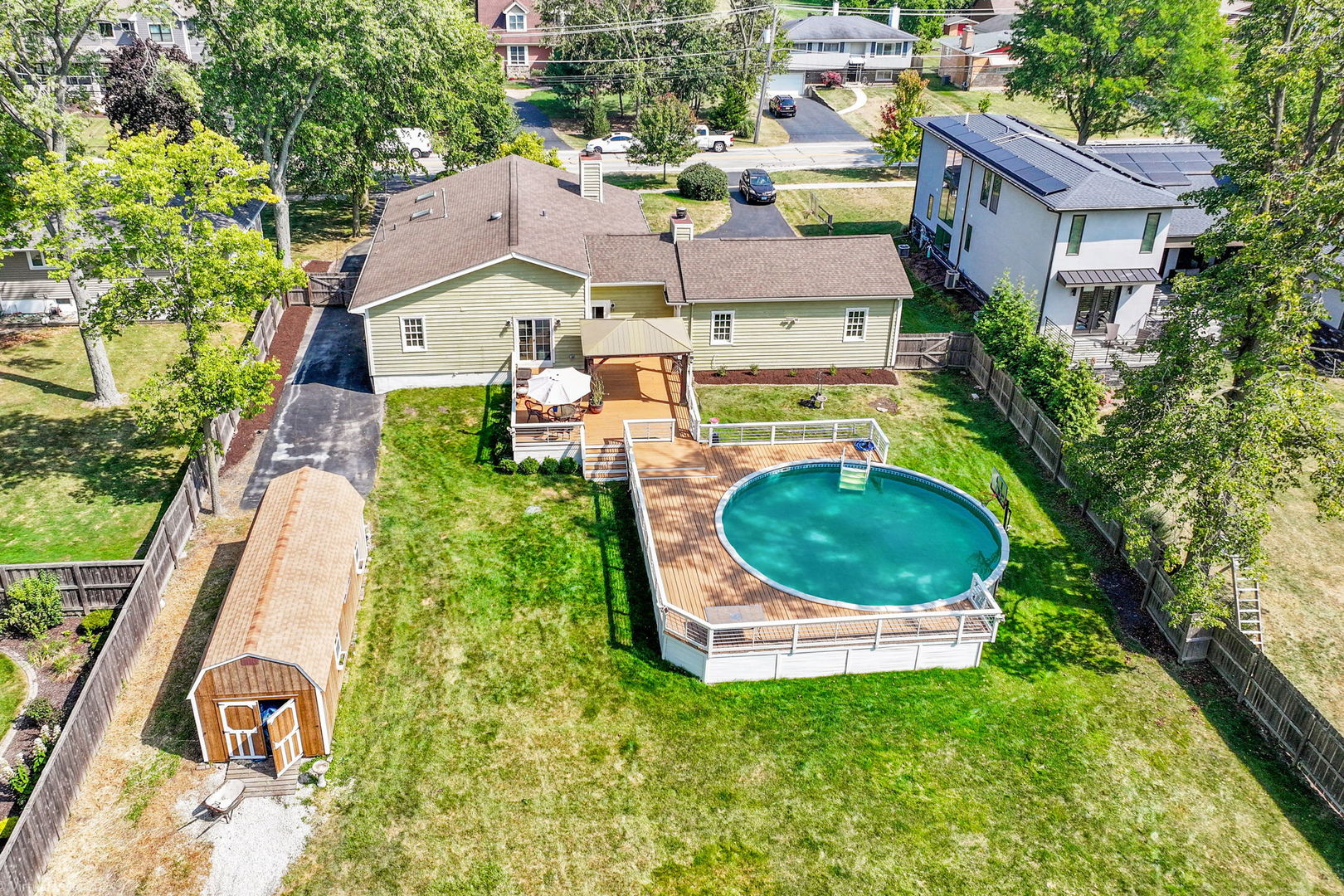 4512 Cumnor Road Downers Grove, IL 60515 - Photo 33 of 39 Gallery Image 33