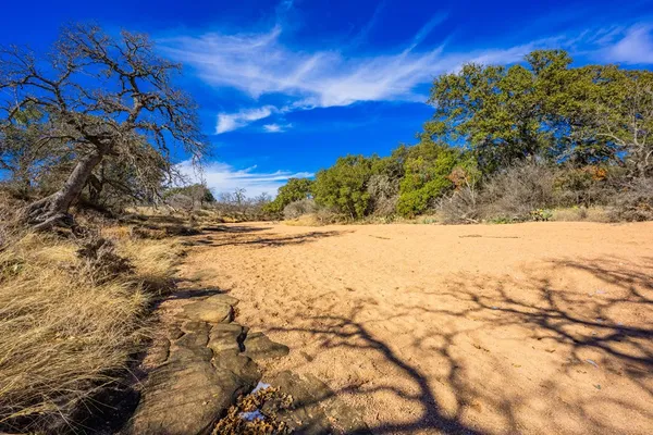 $1,499,000 | 10001 North N Highway, Shelbyville, TX 75973