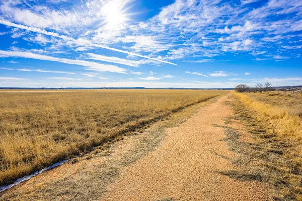 $1,499,000 | 10001 North N Highway, Shelbyville, TX 75973