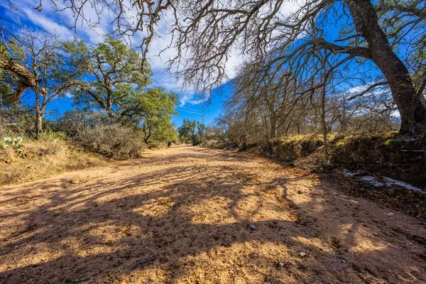 $1,499,000 | 10001 North N Highway, Shelbyville, TX 75973