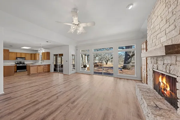 $1,499,000 | 10001 North N Highway, Shelbyville, TX 75973