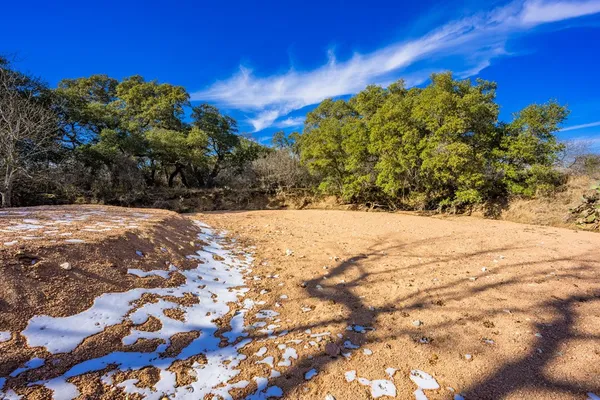 $1,499,000 | 10001 North N Highway, Shelbyville, TX 75973