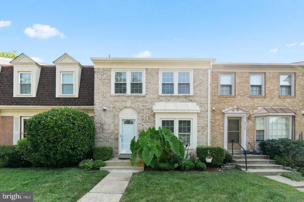 $2,700 | 5510 La Cross Court, Fairfax, VA 22032