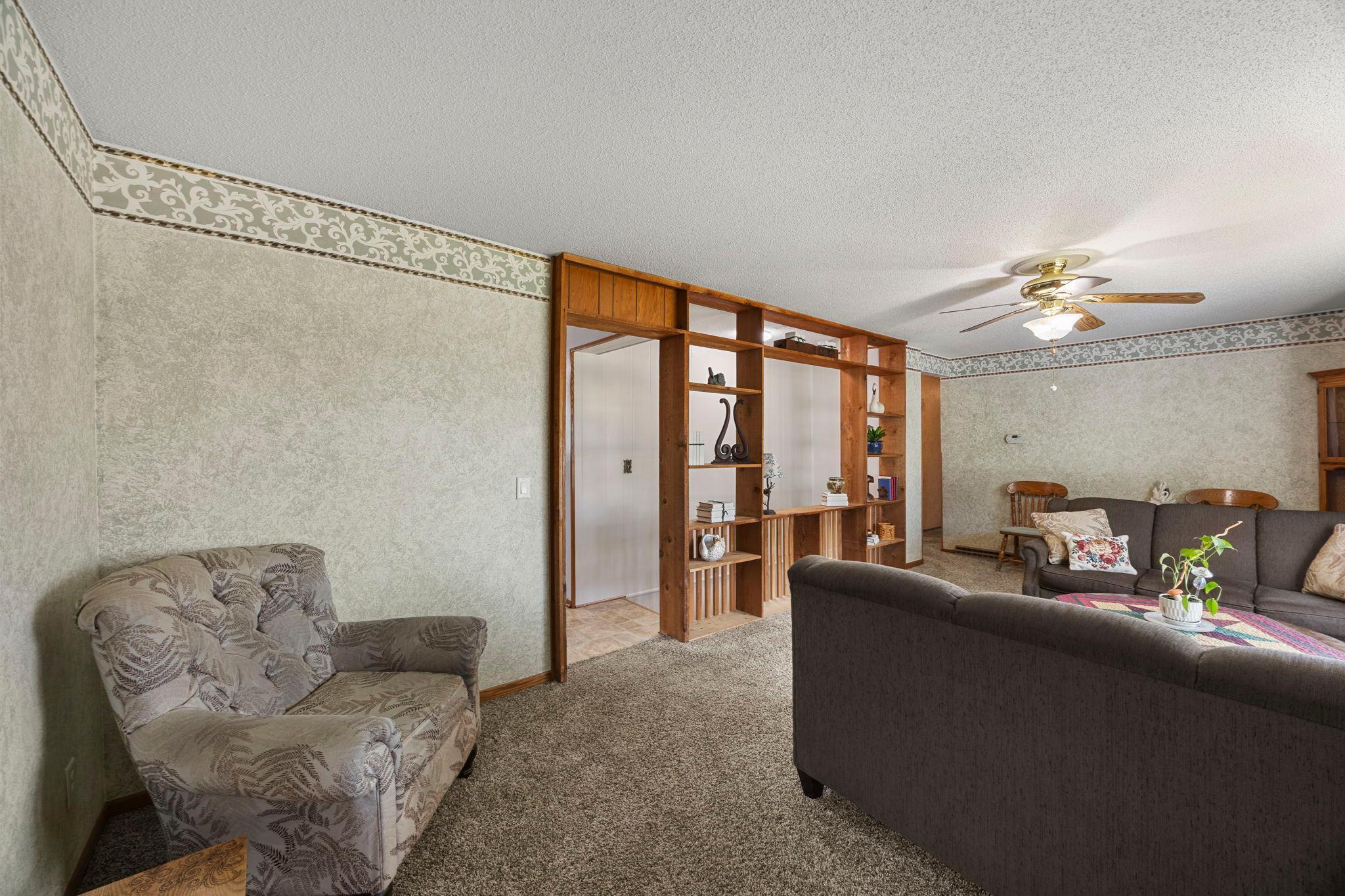 326 Larson Street Southwest Hutchinson, MN 55350 - Photo 16 of 62