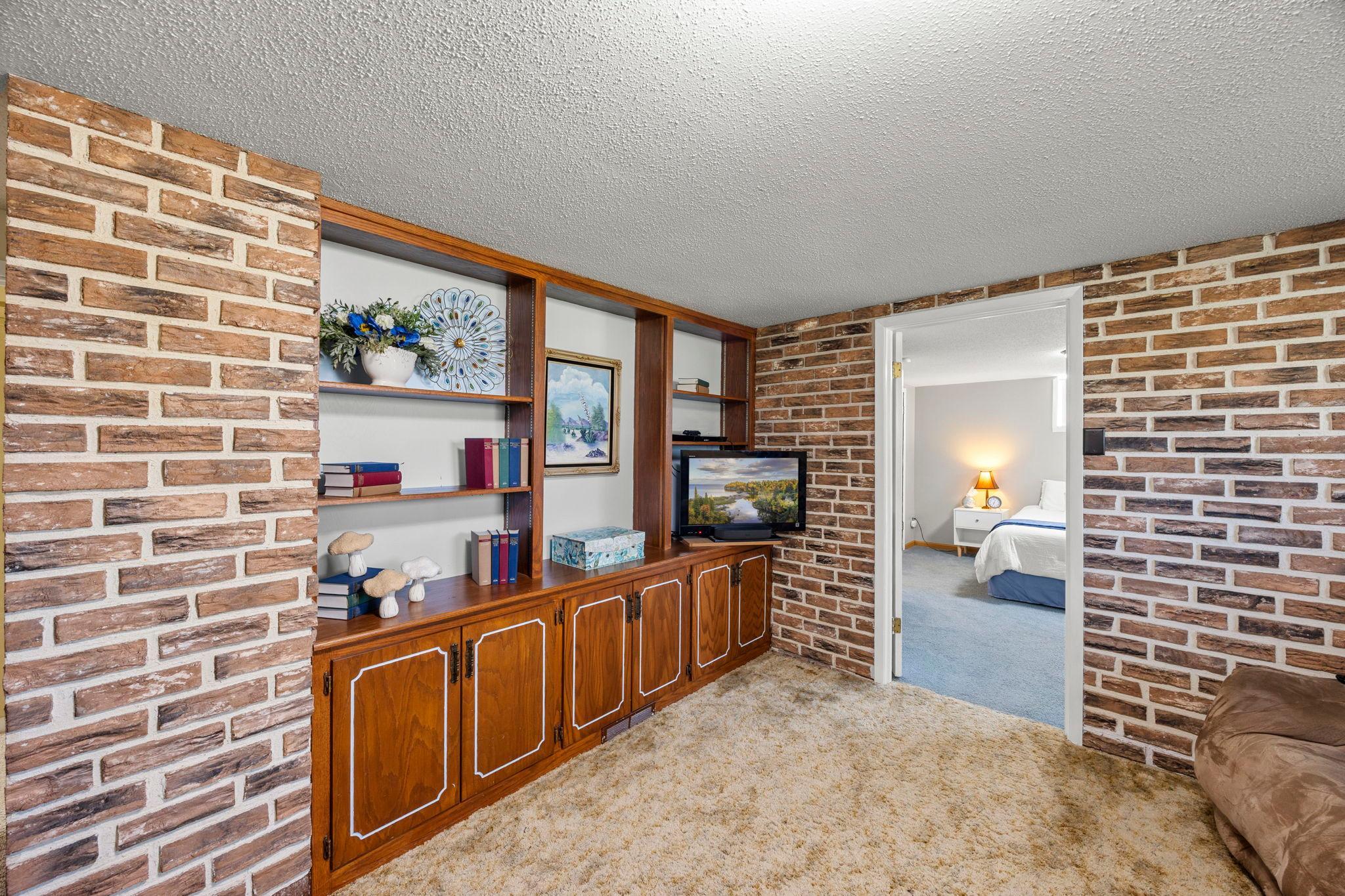 326 Larson Street Southwest Hutchinson, MN 55350 - Photo 32 of 62